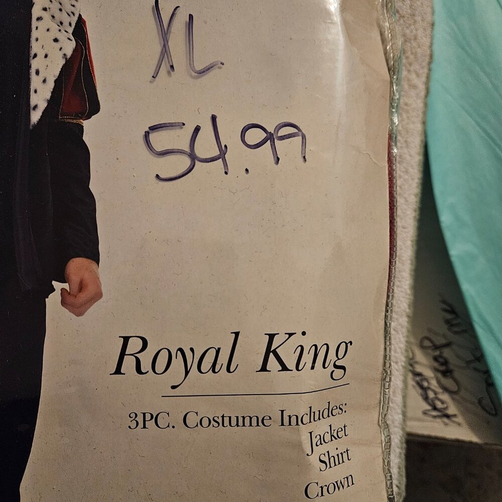 XL NWT King Costume Royal Coat Crown Shirt - Picture 6 of 16